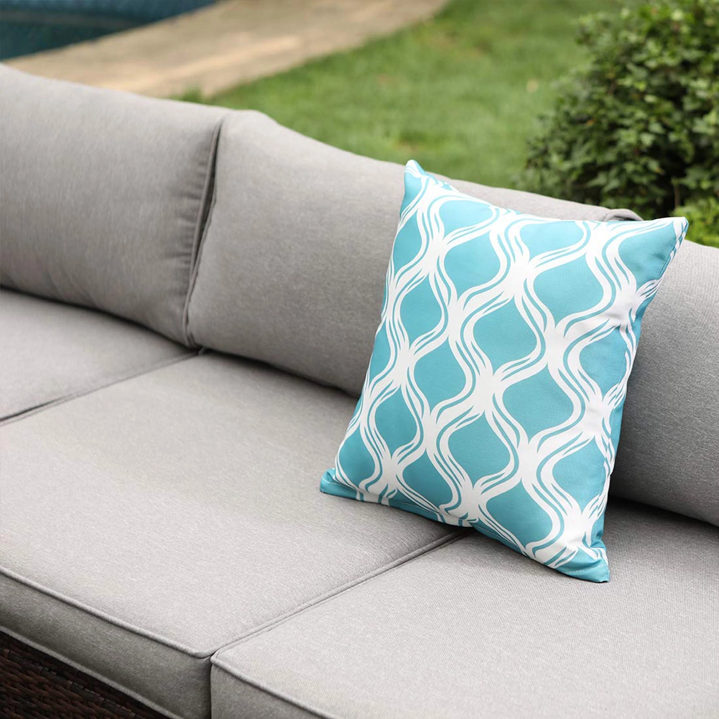 4-Piece Patio Outdoor Cushioned Wicker Sectional Sofa Set